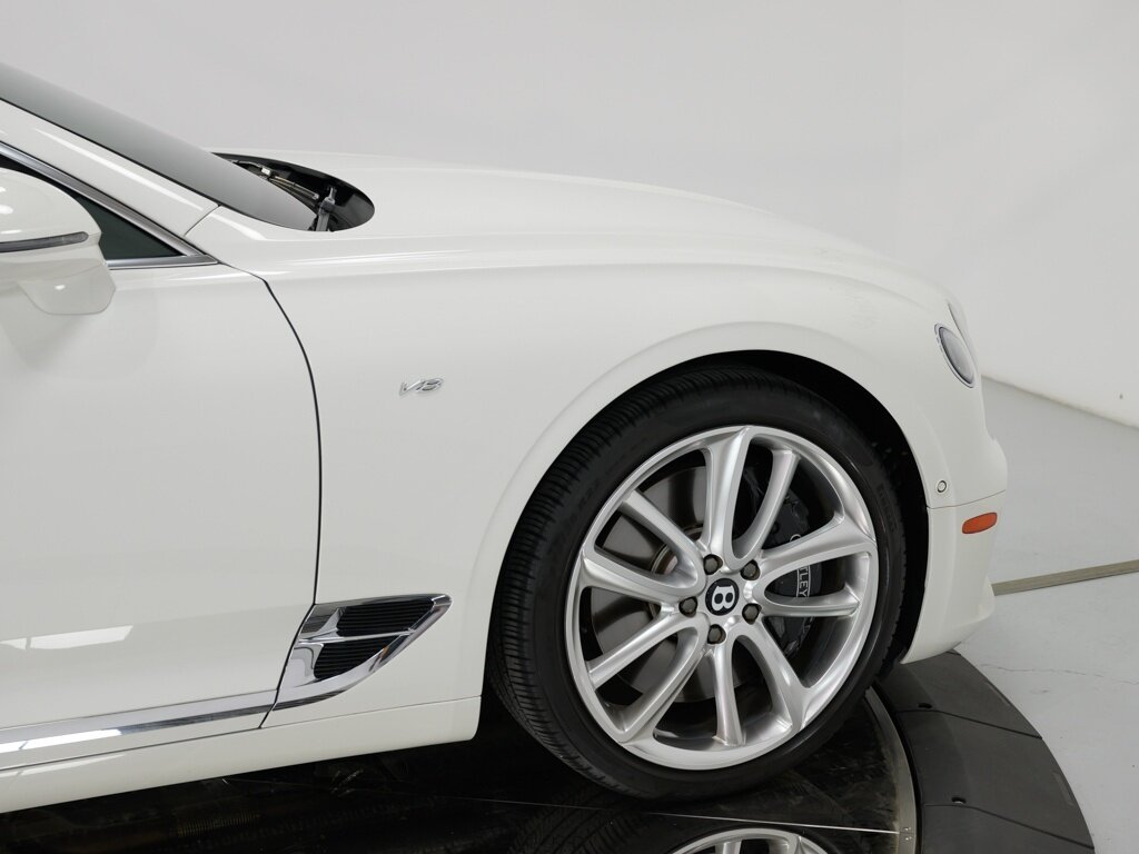 2022 Bentley Continental GT V8 Mulliner $260K MSRP   - Photo 17 - Sarasota, FL 34243