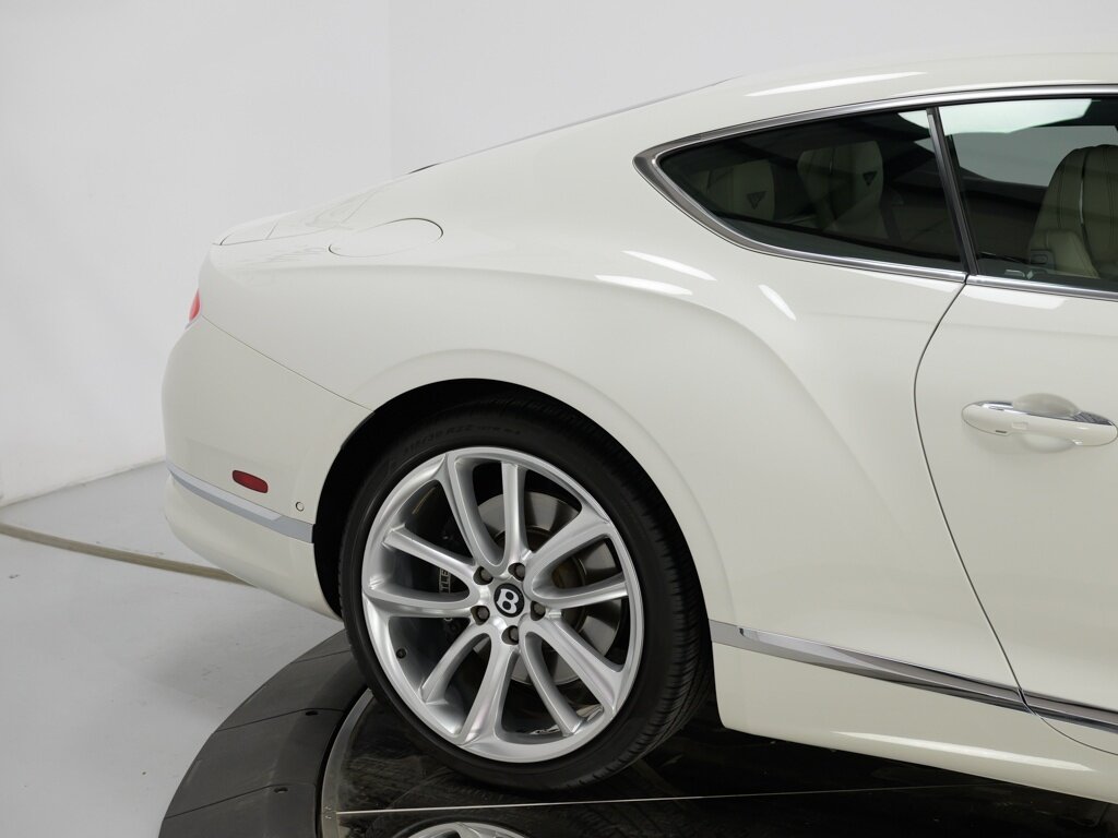 2022 Bentley Continental GT V8 Mulliner $260K MSRP   - Photo 28 - Sarasota, FL 34243