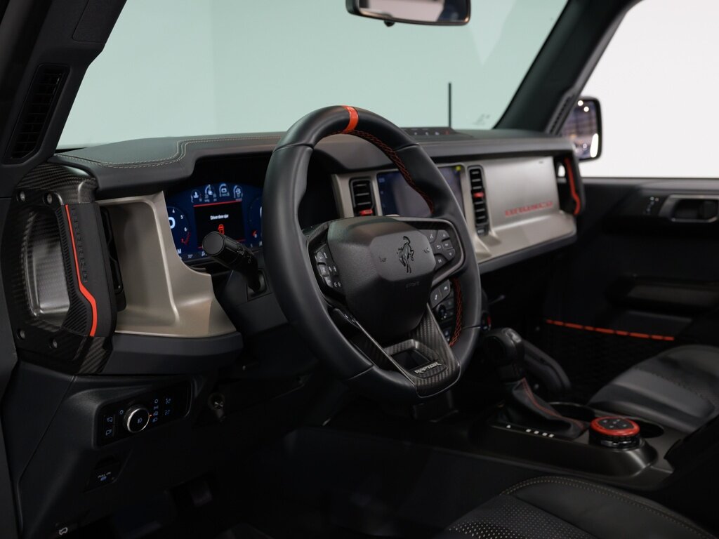2023 Ford Bronco Raptor Interior Carbon Fiber 17 " KMC wheels   - Photo 60 - Sarasota, FL 34243