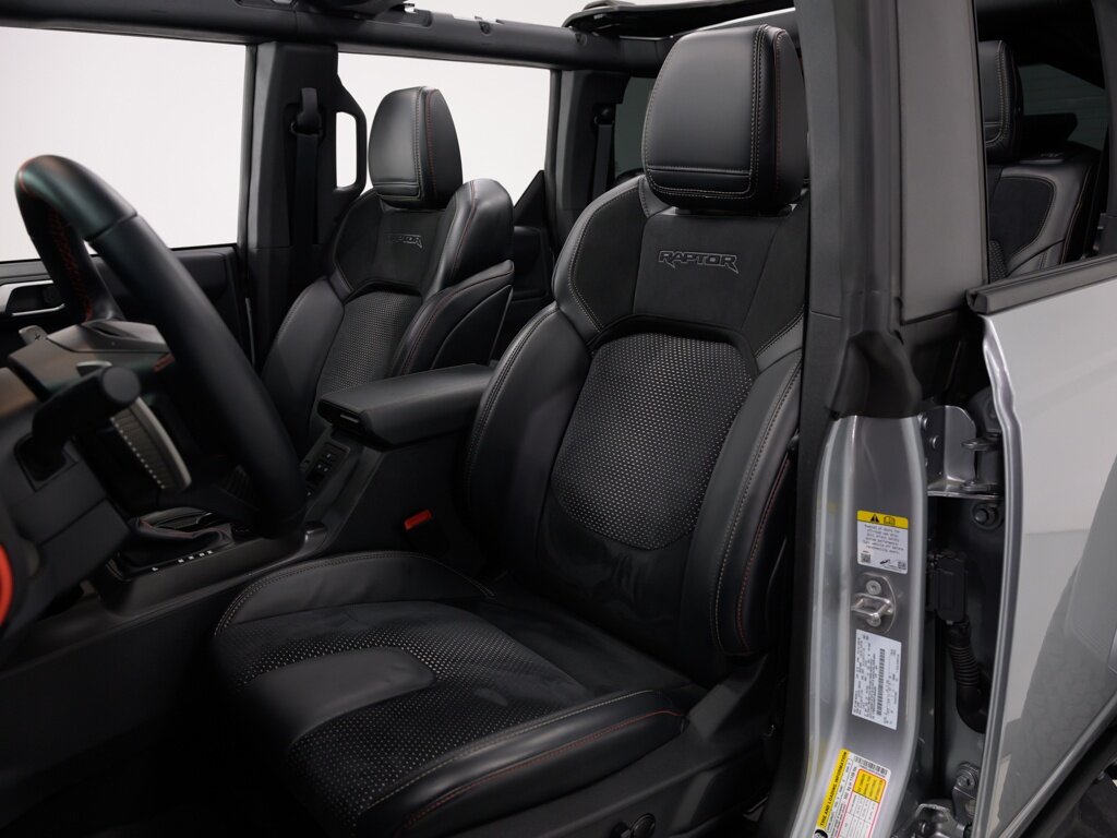 2023 Ford Bronco Raptor Interior Carbon Fiber 17 " KMC wheels   - Photo 49 - Sarasota, FL 34243
