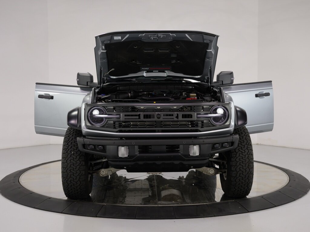 2023 Ford Bronco Raptor Interior Carbon Fiber 17 " KMC wheels   - Photo 76 - Sarasota, FL 34243