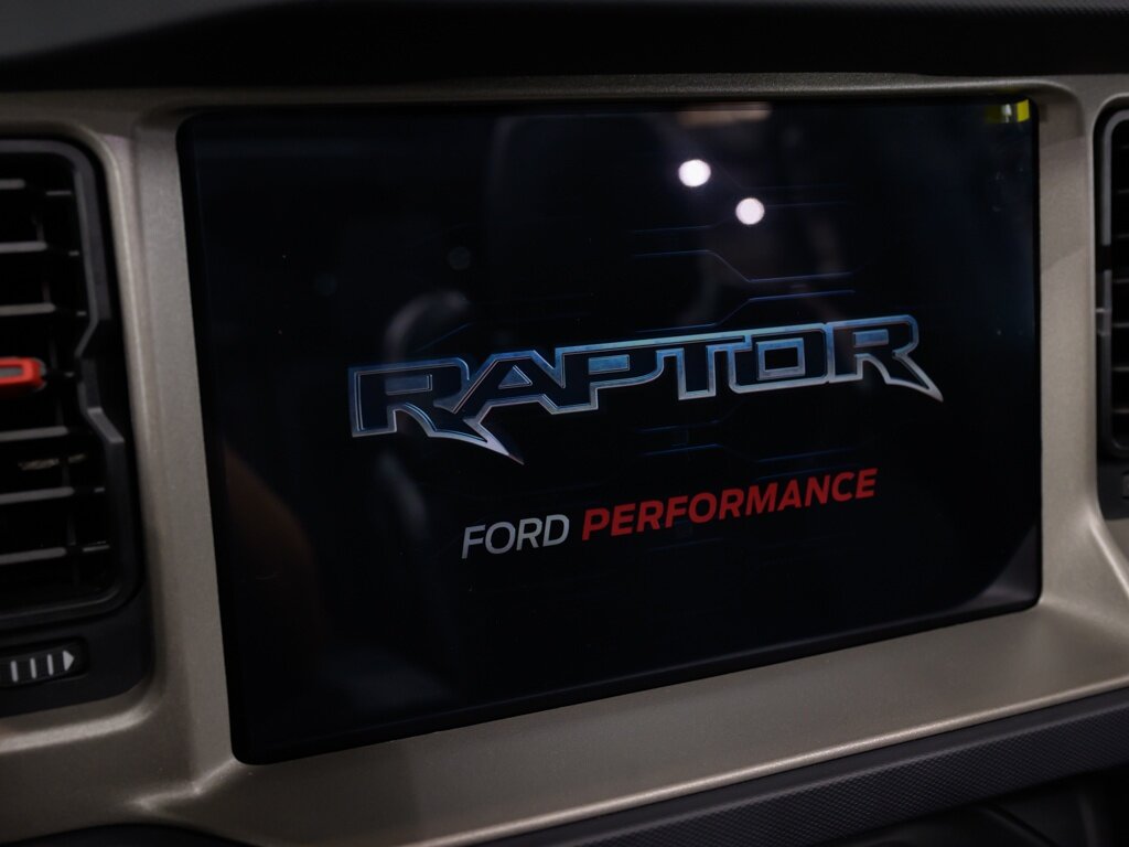 2023 Ford Bronco Raptor Interior Carbon Fiber 17 " KMC wheels   - Photo 55 - Sarasota, FL 34243