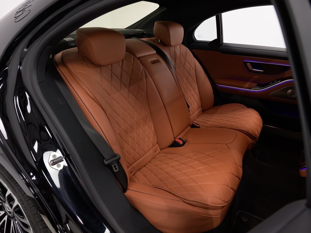 2021 Mercedes-Benz S580 4MATIC Active Multicontour Massage Seats   - Photo 42 - Sarasota, FL 34243