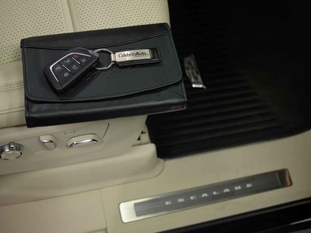 2023 Cadillac Escalade Sport Platinum Onyx Package Night Vision   - Photo 79 - Sarasota, FL 34243