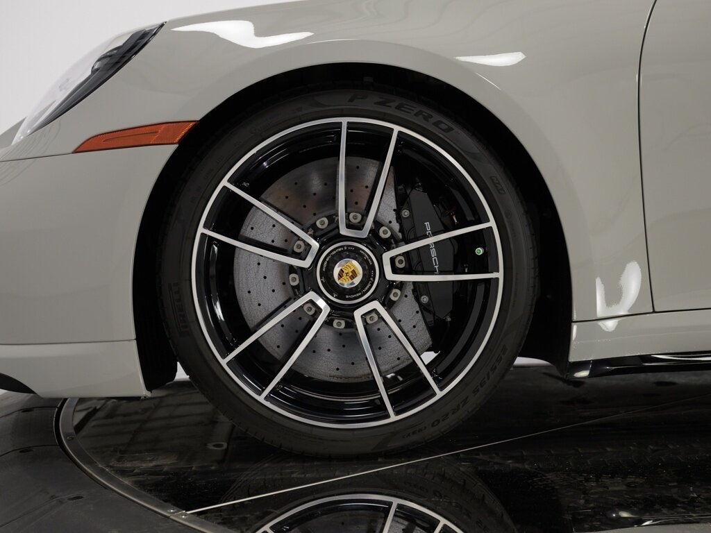 2022 Porsche 911 Turbo S Exclusive Manufaktur Leather $263K MSRP   - Photo 32 - Sarasota, FL 34243