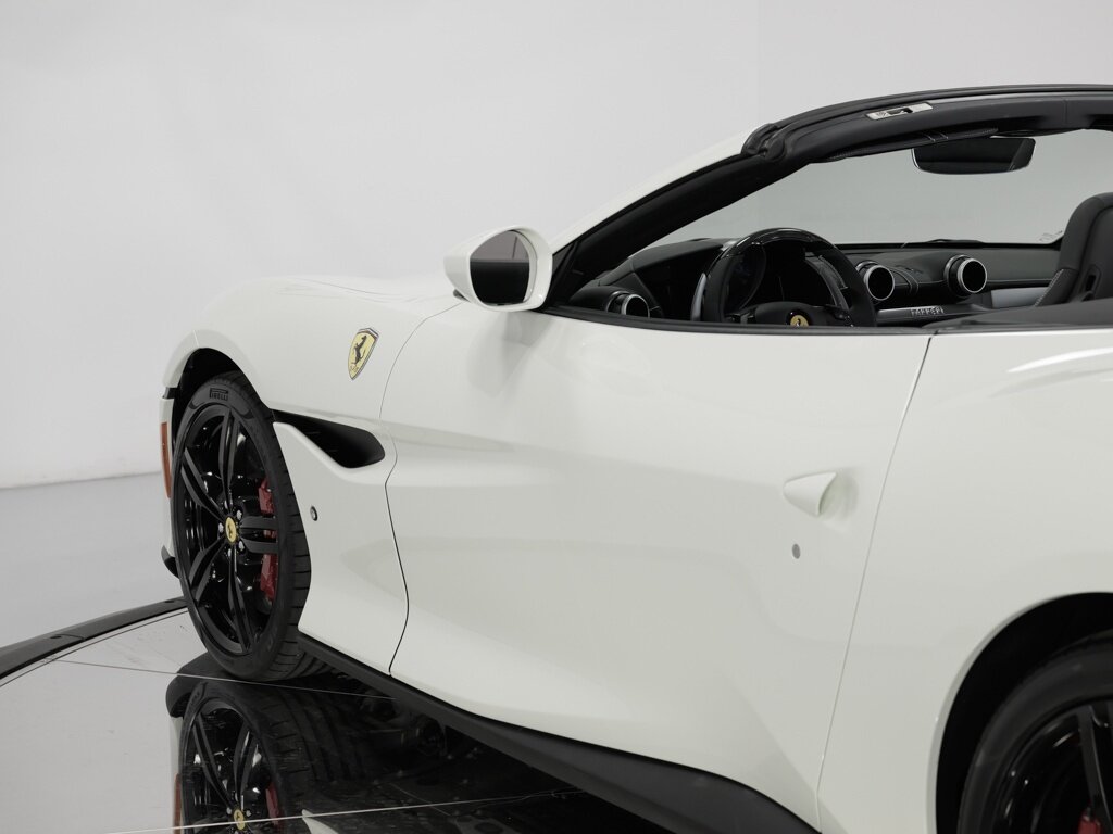 2023 Ferrari Portofino M Carbon Fiber Wheel Leds Magneride Dual Mode Susp   - Photo 36 - Sarasota, FL 34243