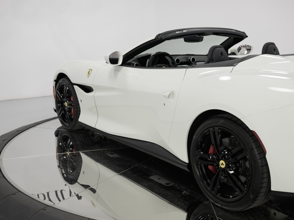 2023 Ferrari Portofino M Carbon Fiber Wheel Leds Magneride Dual Mode Susp   - Photo 34 - Sarasota, FL 34243