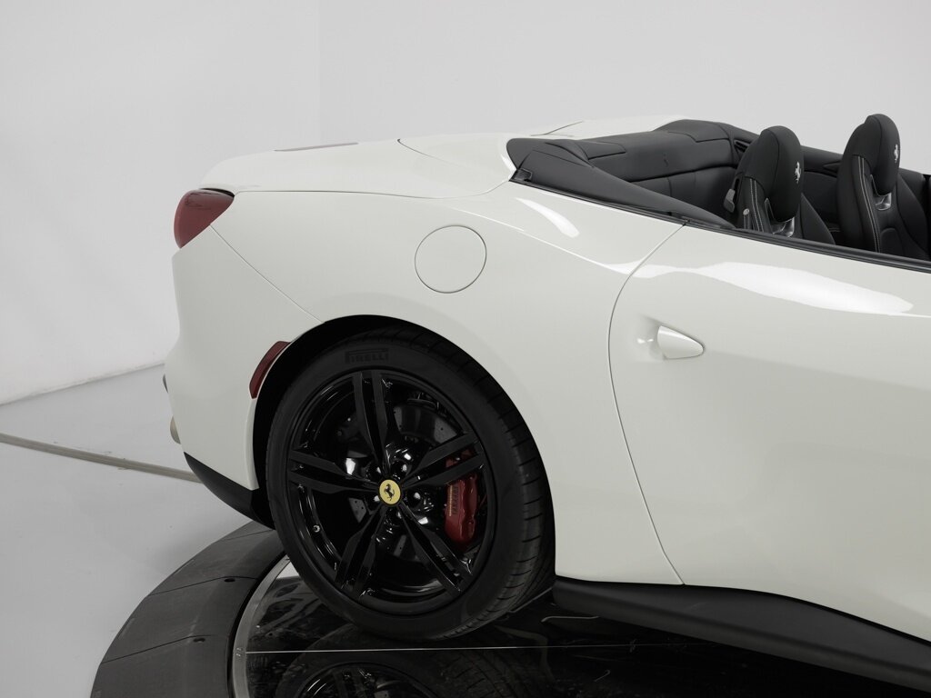 2023 Ferrari Portofino M Carbon Fiber Wheel Leds Magneride Dual Mode Susp   - Photo 37 - Sarasota, FL 34243