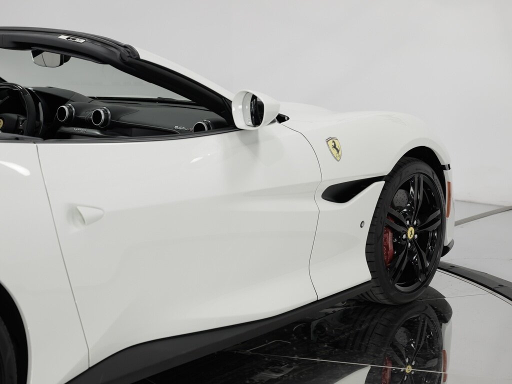 2023 Ferrari Portofino M Carbon Fiber Wheel Leds Magneride Dual Mode Susp   - Photo 35 - Sarasota, FL 34243