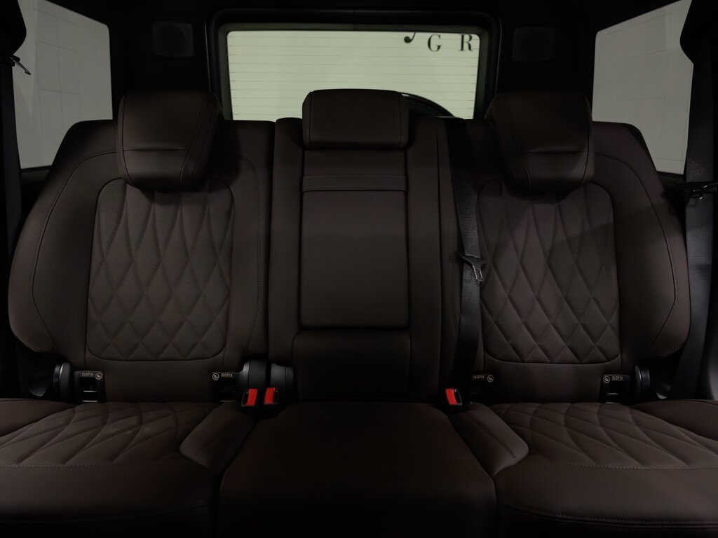 2024 Mercedes-Benz AMG G63 MANUFAKTUR Interior Plus Performance Pack   - Photo 46 - Sarasota, FL 34243