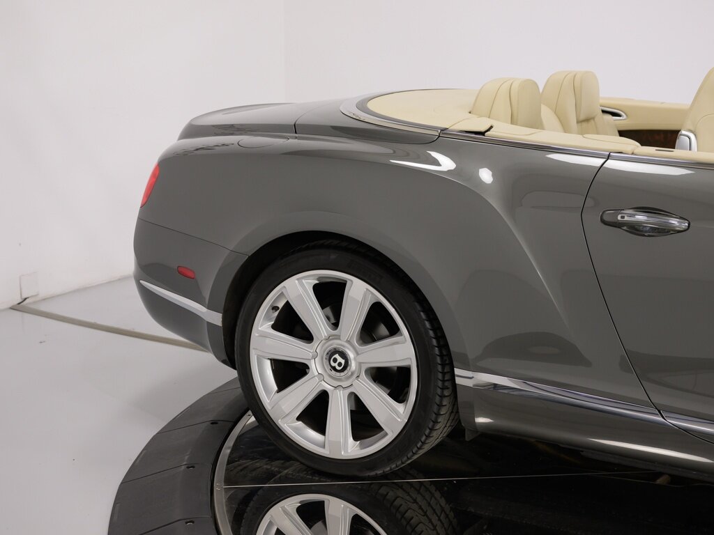 2012 Bentley Continental GT W12 Massage Front Seats Convenience Package   - Photo 38 - Sarasota, FL 34243