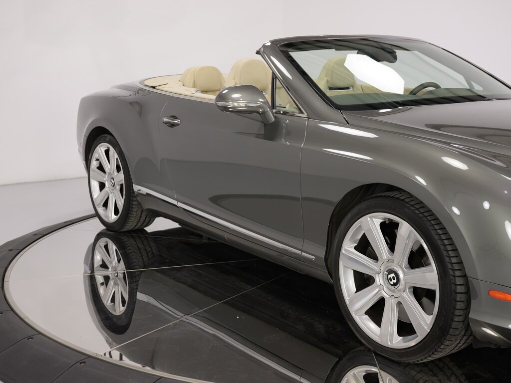 2012 Bentley Continental GT W12 Massage Front Seats Convenience Package   - Photo 23 - Sarasota, FL 34243