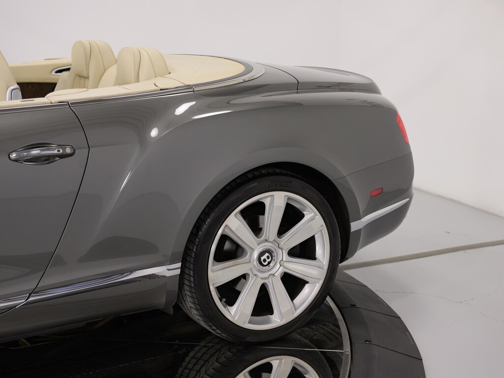 2012 Bentley Continental GT W12 Massage Front Seats Convenience Package   - Photo 39 - Sarasota, FL 34243