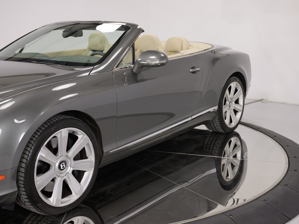 2012 Bentley Continental GT W12 Massage Front Seats Convenience Package   - Photo 24 - Sarasota, FL 34243