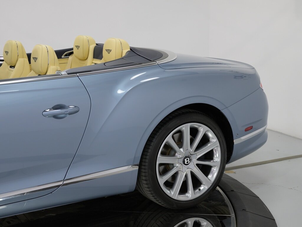 2021 Bentley Continental GTC V8 Touring Specification $265K MSRP   - Photo 38 - Sarasota, FL 34243