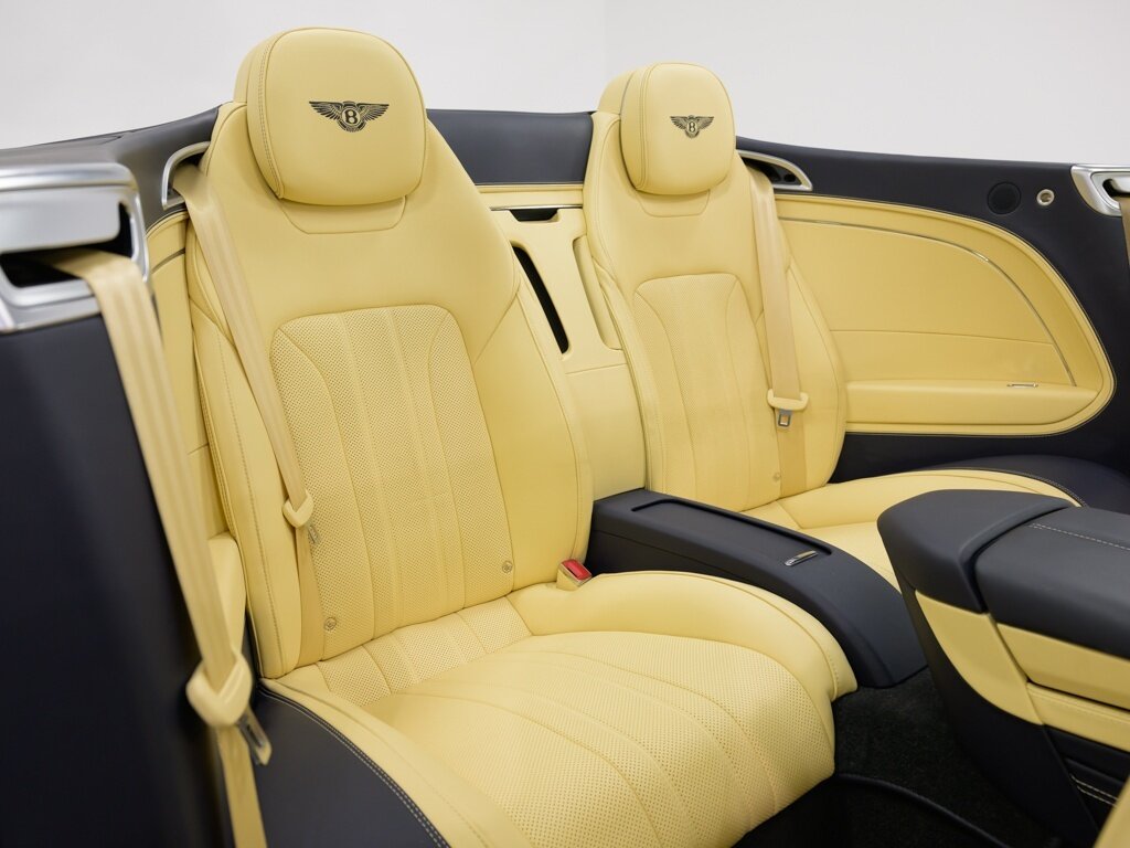 2021 Bentley Continental GTC V8 Touring Specification $265K MSRP   - Photo 49 - Sarasota, FL 34243