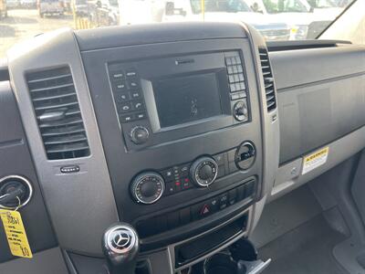 2018 Mercedes-Benz Sprinter Worker 2500  High Roof 144 WB - Photo 14 - La Puente, CA 91744