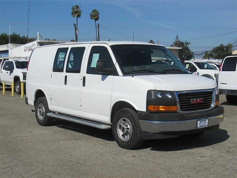 2022 GMC Savana 2500 Cargo Van  