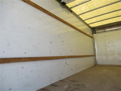 2021 GMC Savana 3500 Box Truck  16 Ft - Photo 15 - La Puente, CA 91744
