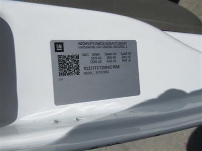 2021 GMC Savana 3500 Box Truck  16 Ft - Photo 8 - La Puente, CA 91744