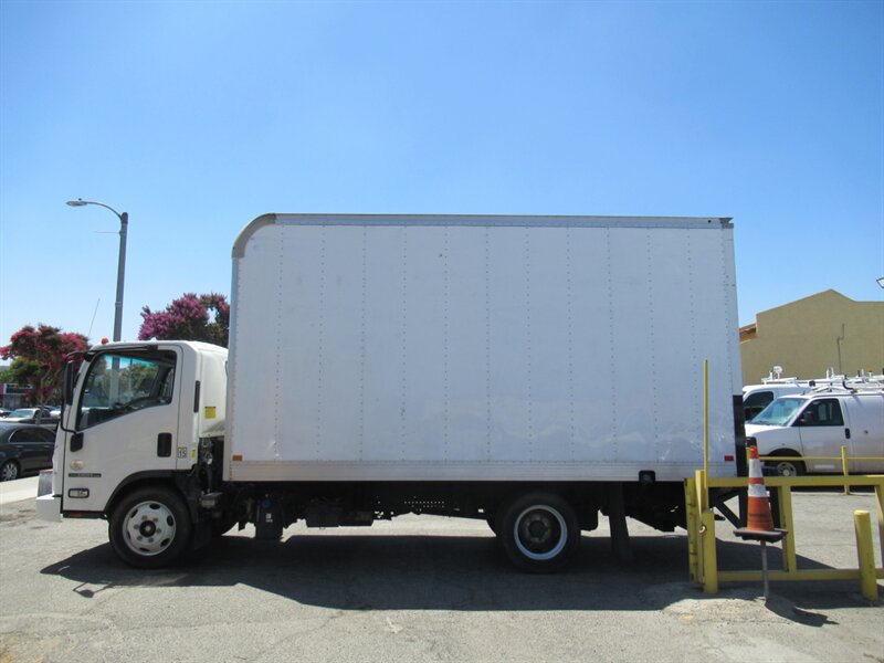 2020 Isuzu NPR XD Box Truck photo