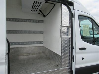 2018 Ford Transit 250 Reefer Cargo Van  High Roof 148 " WB Extended - Photo 10 - La Puente, CA 91744