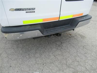 2014 Chevrolet Express 2500 Cargo Van   - Photo 31 - La Puente, CA 91744