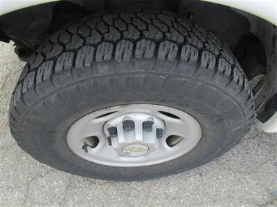 2014 Chevrolet Express 2500 Cargo Van   - Photo 30 - La Puente, CA 91744