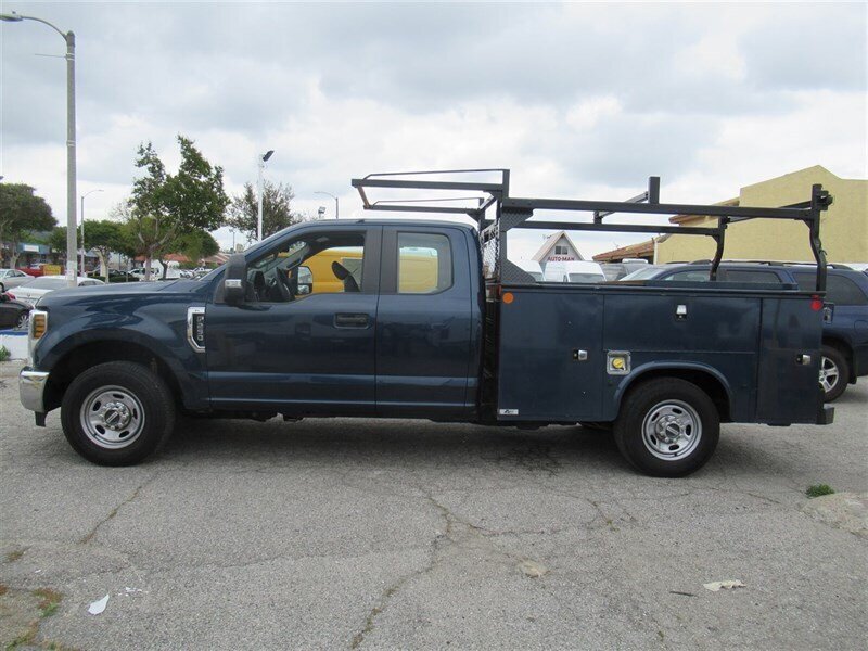 2018 Ford F-250 Utility Truck photo