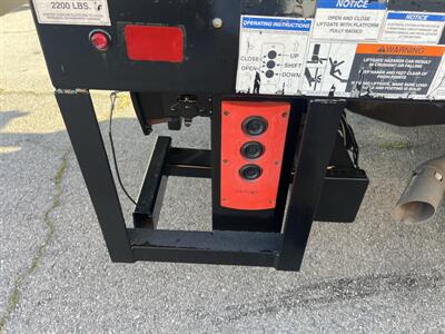 2019 Ford F-550 Super Duty XL 4WD Crew Cab 179 " WB DRW 60 " CA  StakeBed 12 Ft - Photo 12 - La Puente, CA 91744