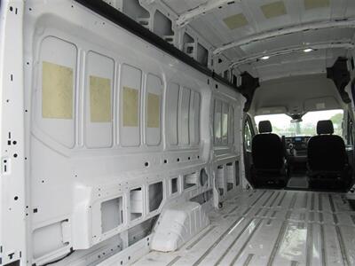 2022 Ford Transit 250 Cargo Van  High Roof 148 " WB Extended - Photo 10 - La Puente, CA 91744