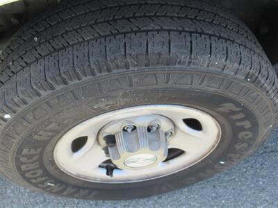 2014 Chevrolet Express 2500 Cargo Van   - Photo 24 - La Puente, CA 91744