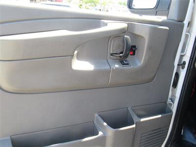 2014 Chevrolet Express 2500 Cargo Van   - Photo 15 - La Puente, CA 91744
