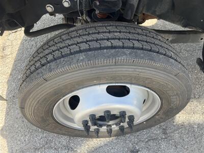2020 Ford F-550 Super Duty XL 4WD Crew Cab 179 " WB 60 " DRW  CA  Utility 12 Ft - Photo 27 - La Puente, CA 91744