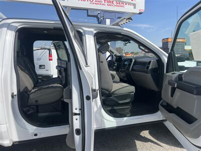 2020 Ford F-550 Super Duty XL 4WD Crew Cab 179 " WB 60 " DRW  CA  Utility 12 Ft - Photo 11 - La Puente, CA 91744