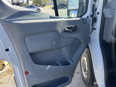 2015 Ford Transit 250  Low Roof 148 WB - Photo 14 - La Puente, CA 91744