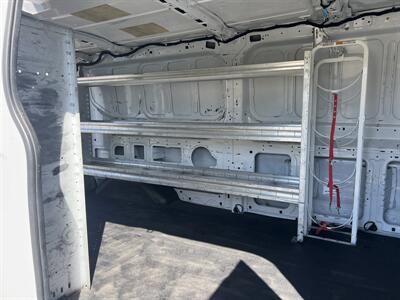 2015 Ford Transit 250  Low Roof 148 WB - Photo 12 - La Puente, CA 91744
