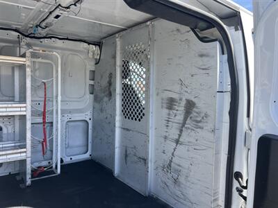 2015 Ford Transit 250  Low Roof 148 WB - Photo 11 - La Puente, CA 91744