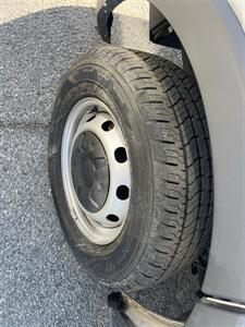 2015 Ford Transit 250  Low Roof 148 WB - Photo 25 - La Puente, CA 91744