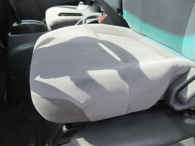 2019 Isuzu NRR Box Truck  20 Ft - Photo 25 - La Puente, CA 91744