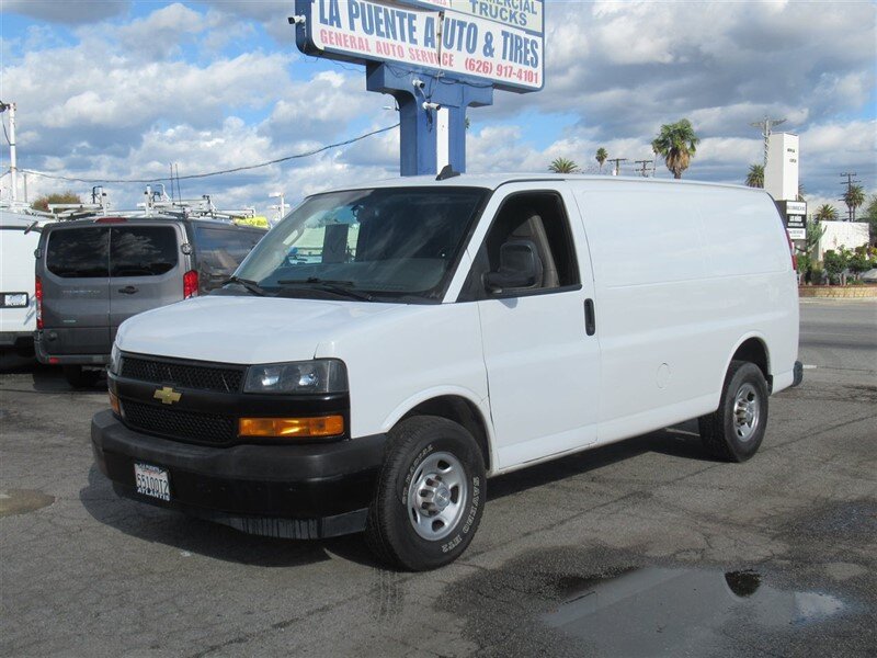The 2018 Chevrolet Express 2500 Cargo Van photos