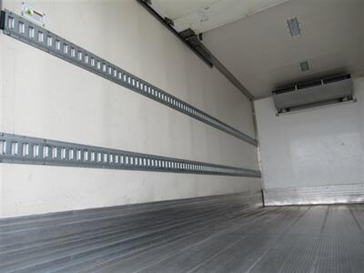 2020 Hino 195 Reefer Box Truck  16 Ft - Photo 14 - La Puente, CA 91744