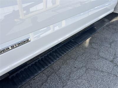 2021 Ford F-550 Super Duty XL 4WD Crew Cab 179 " WB 60 " DRW CA  Utility 12 Ft - Photo 22 - La Puente, CA 91744