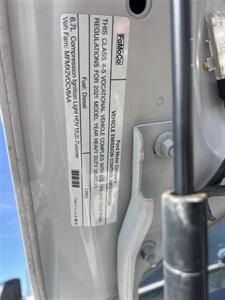 2021 Ford F-550 Super Duty XL 4WD Crew Cab 179 " WB 60 " DRW CA  Utility 12 Ft - Photo 18 - La Puente, CA 91744