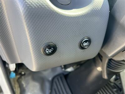 2020 Isuzu NQR  16 Ft - Photo 25 - La Puente, CA 91744