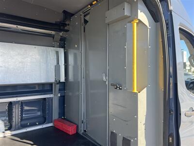 2019 Ford Transit 250  High Roof 148 " WB Extended - Photo 13 - La Puente, CA 91744