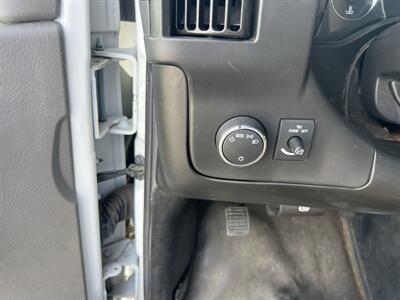 2019 Chevrolet Express 2500 Cargo Van   - Photo 19 - La Puente, CA 91744