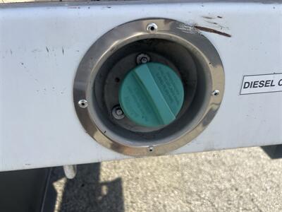 2021 Ford F-550 Super Duty XL 4WD Crew Cab 179 " WB 60 " CA DRW  Contractor 12 FT - Photo 32 - La Puente, CA 91744