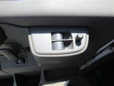 2021 GMC Savana 3500 Box Truck  16 Ft - Photo 22 - La Puente, CA 91744