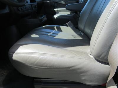 2021 GMC Savana 3500 Box Truck  16 Ft - Photo 21 - La Puente, CA 91744